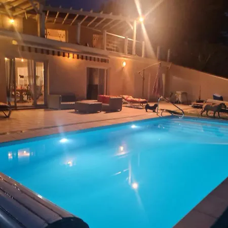 Vakantiehuis A Caz Beautiful 400 M2 Vacation With Pool Pimbo