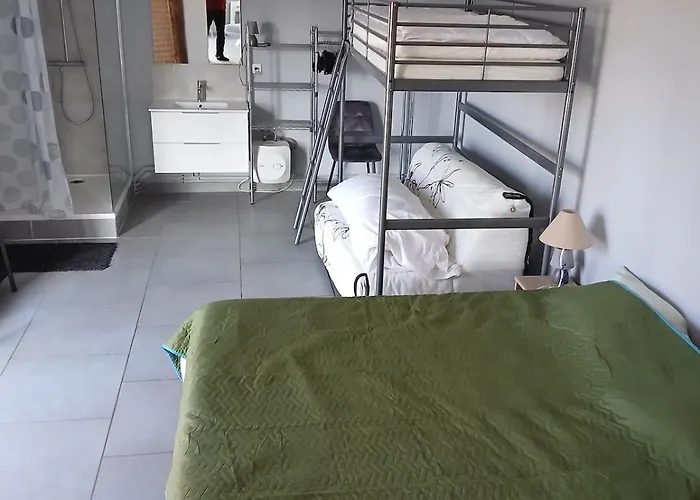 A Caz Beautiful 400 M2 Vacation With Pool Vakantiehuis Pimbo